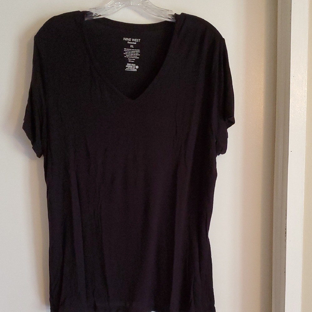 Nine West Women's Classic Black Short Sleeve Tee
